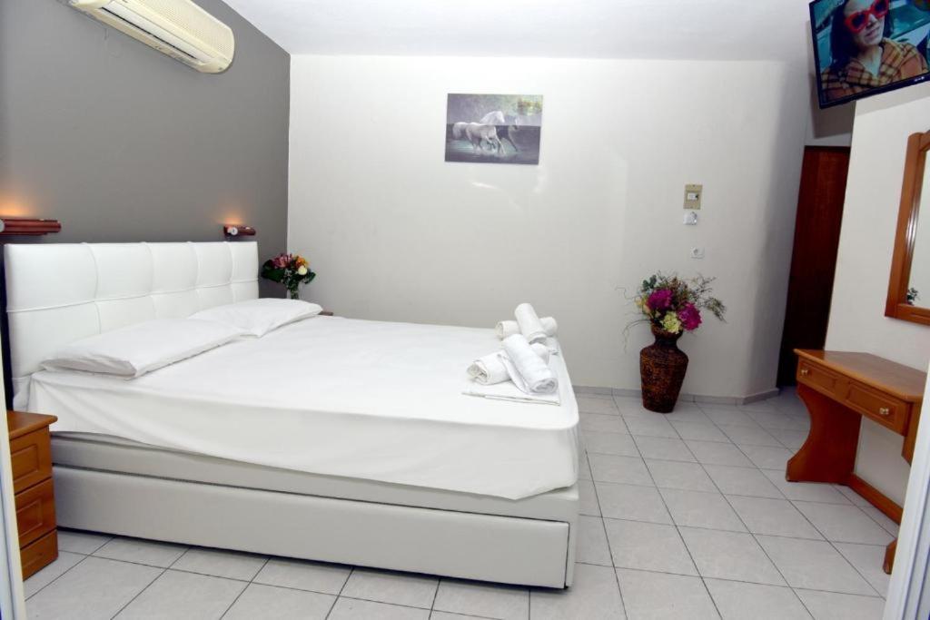 El Greco Hotel Olympic Beach Olympiaki Akti Bagian luar foto